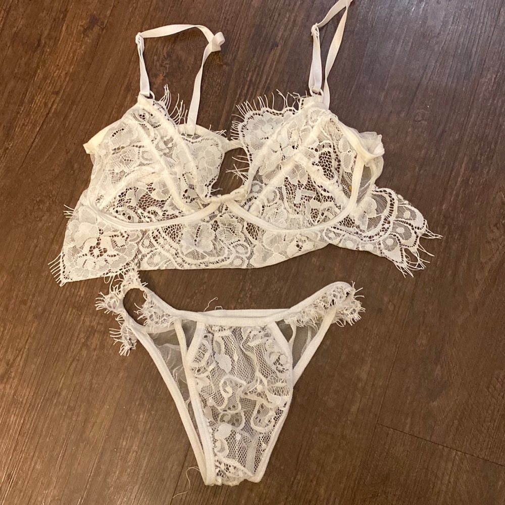 Lingerie set
